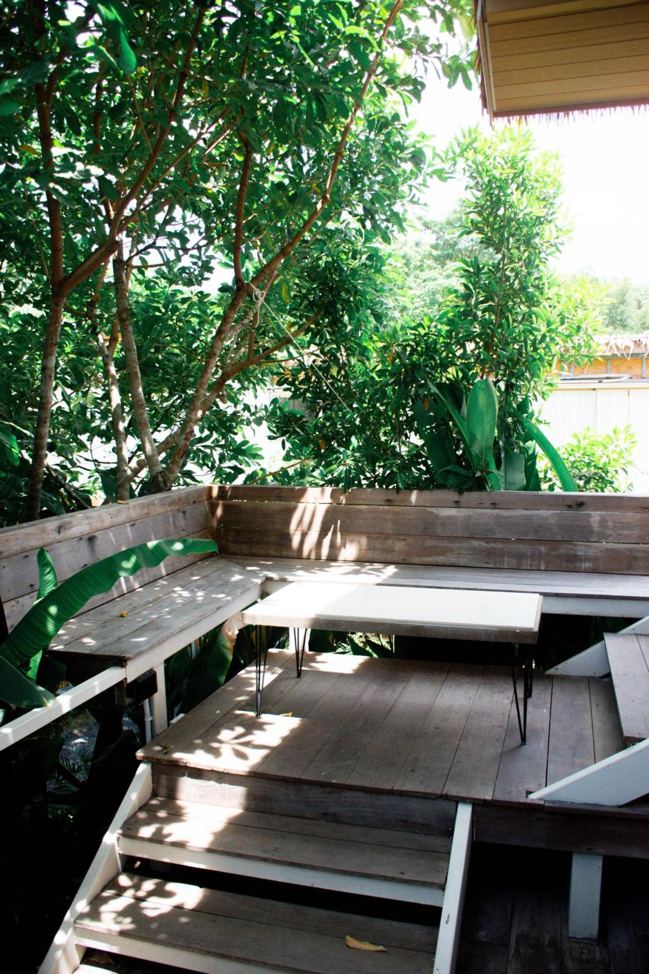 Le La Lake Resort And Spa 班康卡臣 外观 照片