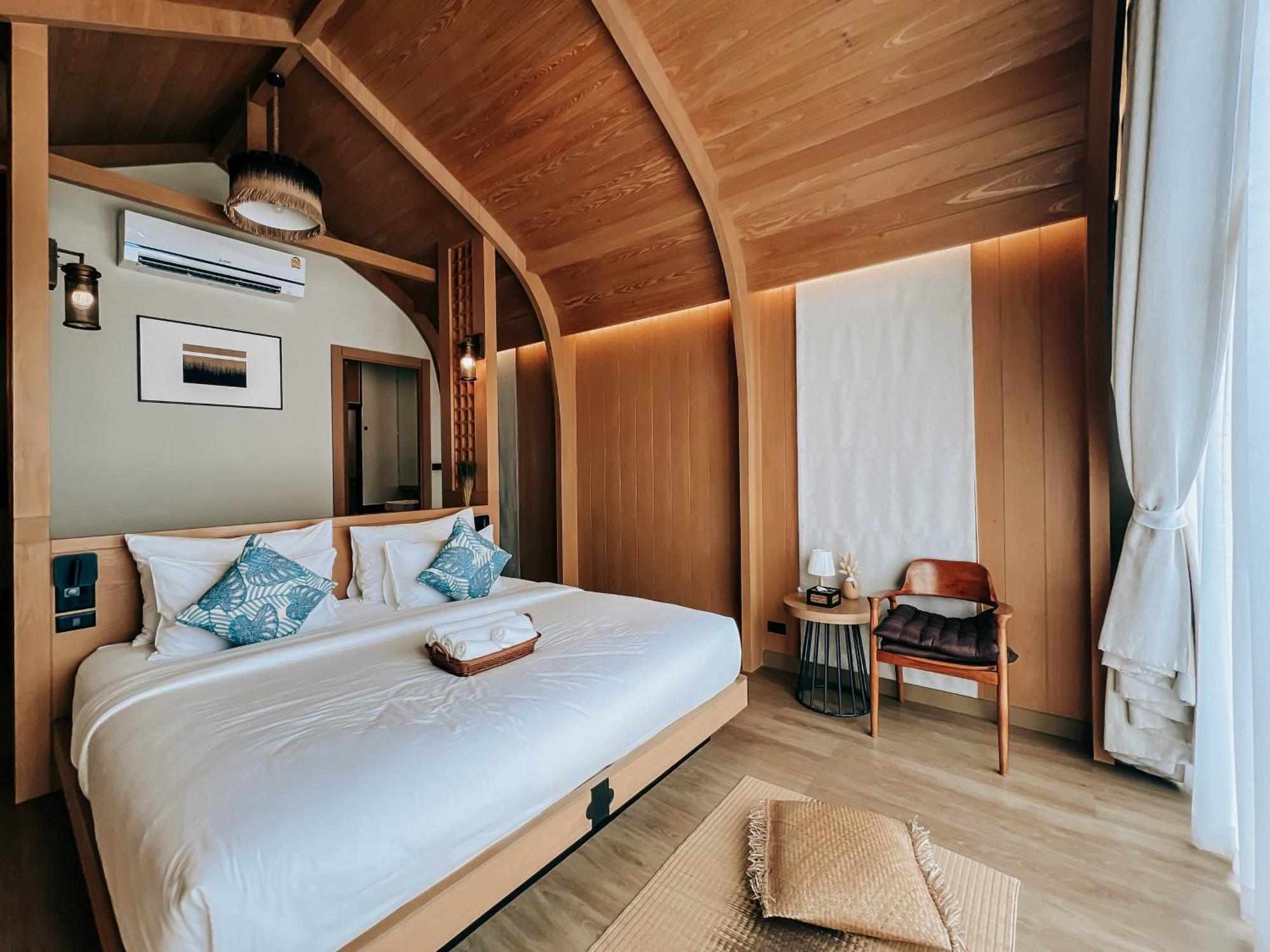 Le La Lake Resort And Spa 班康卡臣 外观 照片
