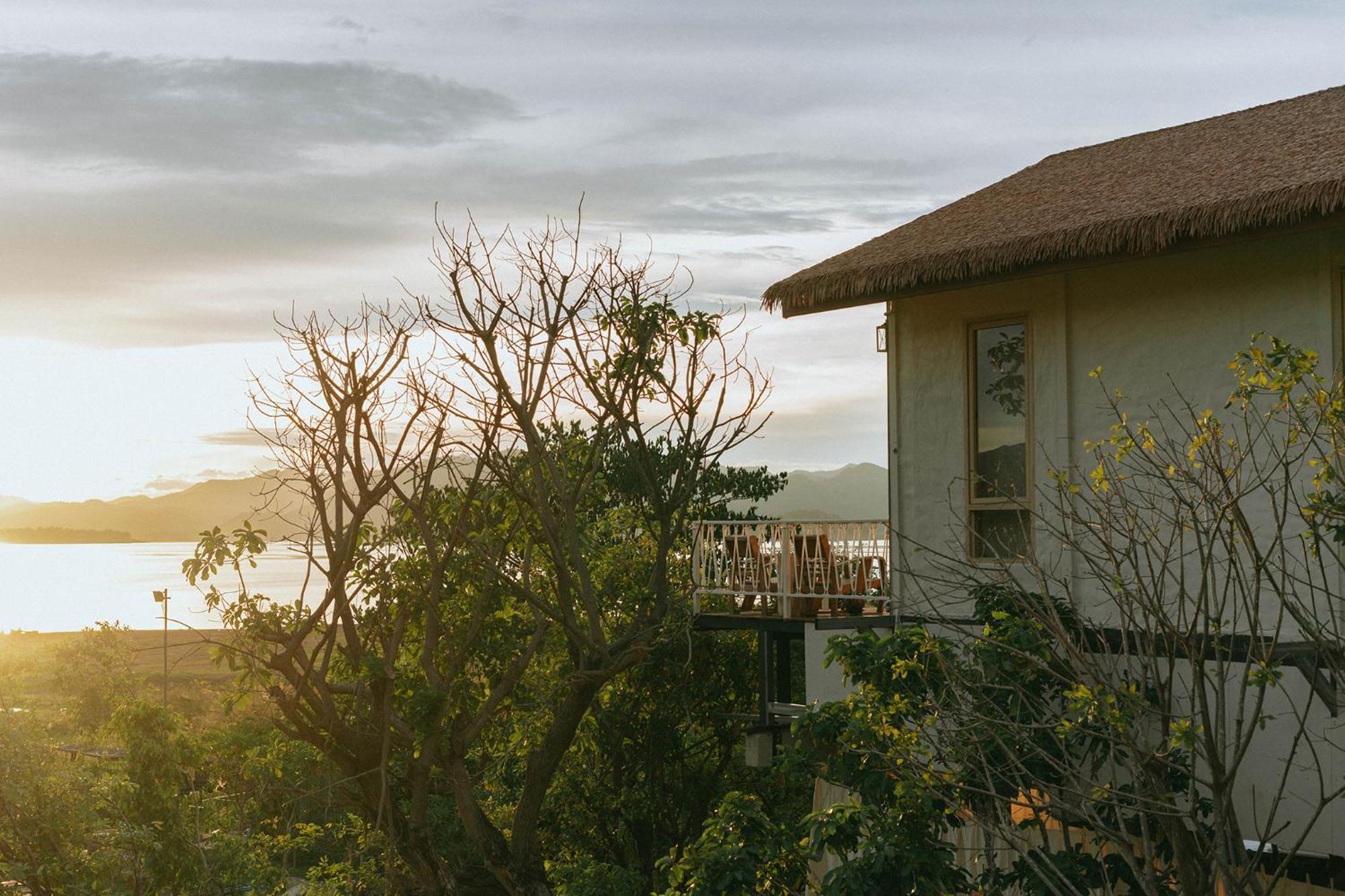 Le La Lake Resort And Spa 班康卡臣 外观 照片
