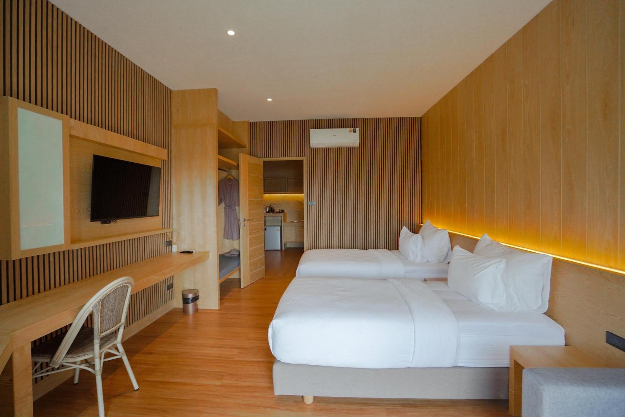Le La Lake Resort And Spa 班康卡臣 外观 照片